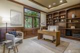 15517 Lake Shore Boulevard - Photo 20