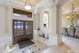 15517 Lake Shore Boulevard - Photo 9