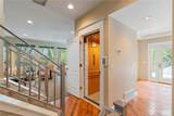 5601 Mercer Way - Photo 12
