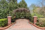 5601 Mercer Way - Photo 37