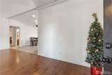 924 Lincoln Avenue - Photo 2