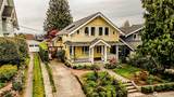 4026 Burke Avenue - Photo 2