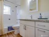 4026 Burke Avenue - Photo 14