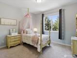 9125 Satterlee Avenue - Photo 17