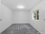 5800 164th Street - Photo 21