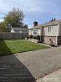 917 Violet Meadow Street - Photo 2