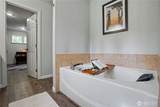 1521 Sinclair Drive - Photo 32