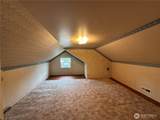 615 Spruce - Photo 21