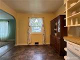 615 Spruce - Photo 9