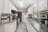 17209 Riverside Drive - Photo 11