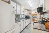 17209 Riverside Drive - Photo 10