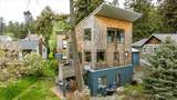 1060 Halsey Drive - Photo 2