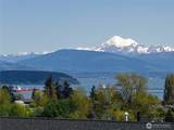 4210 Orchard Avenue - Photo 2