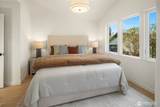 7064 Cleopatra Place - Photo 14