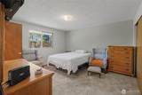 1121 Jean St - Photo 11