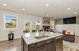 17509 Quartz Street - Photo 8