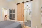 9437 St. Johns Place - Photo 19