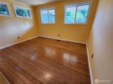 2104 Myrtle Place - Photo 16
