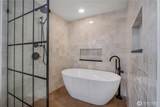306 Crestview Drive - Photo 30
