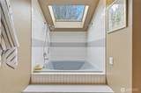 613 Bellevue Way - Photo 17