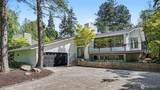 6560 Mercer Way - Photo 1