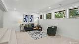 6560 Mercer Way - Photo 17