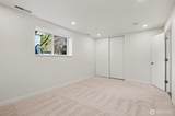 6560 Mercer Way - Photo 20