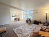 221 Parkwood Boulevard - Photo 2