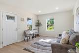 1551 Callow Avenue - Photo 4