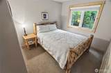 320 Lakeview Way - Photo 13