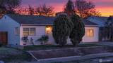 807 Hawthorne Drive - Photo 2