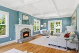7219 Soundview Drive - Photo 4