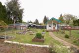 912 Simpson Avenue - Photo 37