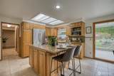 912 Simpson Avenue - Photo 9