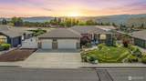 700 Clarissa Lane - Photo 1