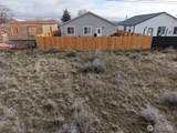 8 Division St - Photo 12