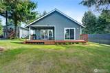745 Albion Avenue - Photo 20