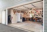 745 Albion Avenue - Photo 35