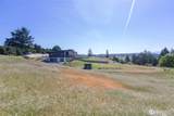 9999 Quiet Waters Lane - Photo 16