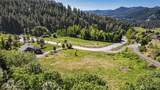 10660 Fox Road - Photo 4