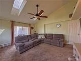 111 Washington Place - Photo 15
