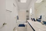 300 Park Avenue - Photo 21