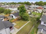 2117 Lombard Avenue - Photo 32