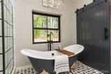 1725 Woodcock Road - Photo 23