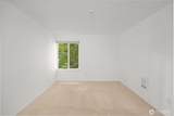 13717 Linden Avenue - Photo 16