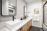 13024 Corliss Avenue - Photo 20