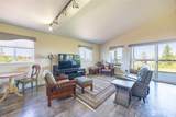 80 Sunshine Plaza - Photo 4