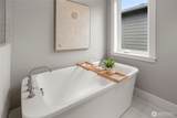 18556 Stone Avenue - Photo 22