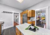 2429 Spruce St - Photo 16