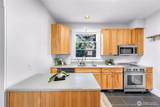2429 Spruce St - Photo 18